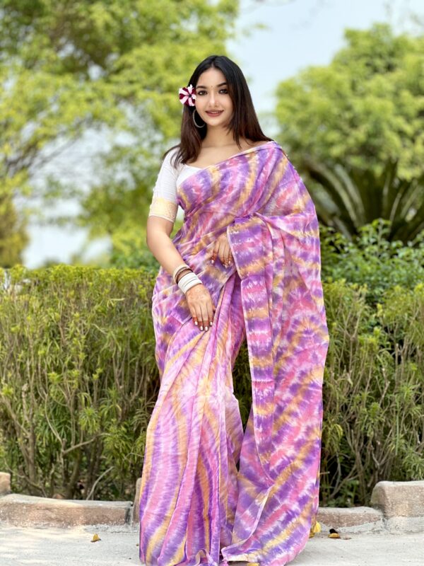 🔥অফার!! অফার!! দারুন অফার!🔥———- মাত্র ৫৫০ টাকায় শাড়ি